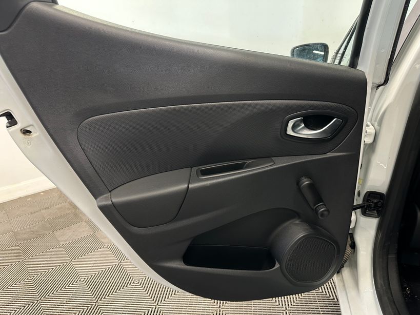 RENAULT CLIO IV BUSINESS 2019 - Photo n°17
