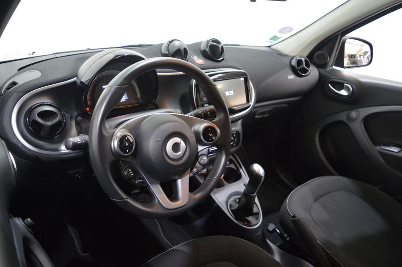 SMART FORFOUR 2017 - Photo n°9