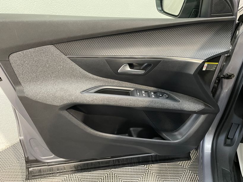 PEUGEOT 5008 2023 - Photo n°39