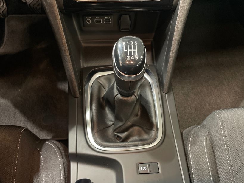 RENAULT MEGANE IV BERLINE 2022 - Photo n°20
