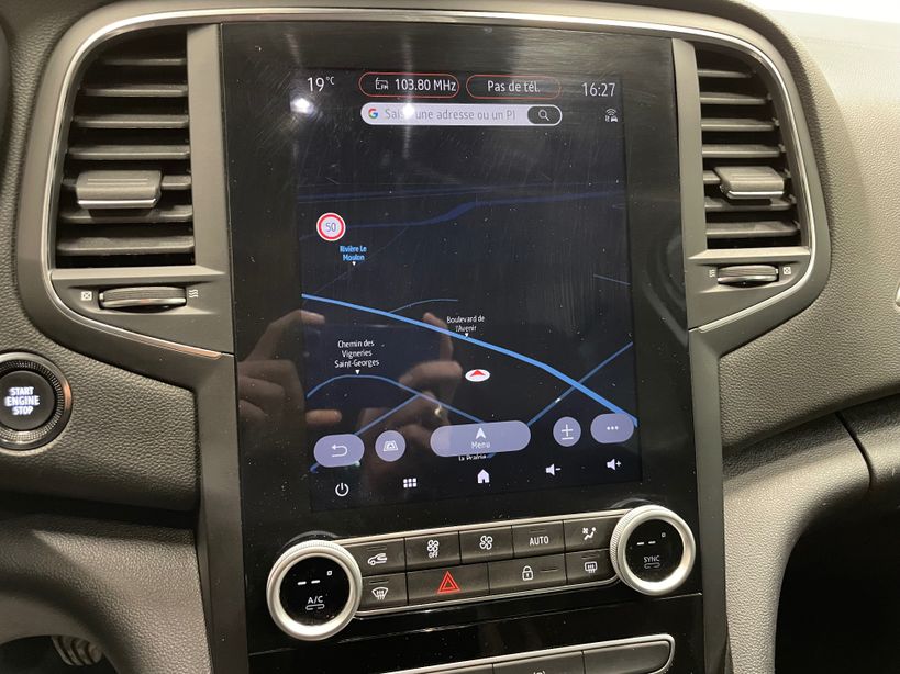 RENAULT MEGANE IV BERLINE 2022 - Photo n°26