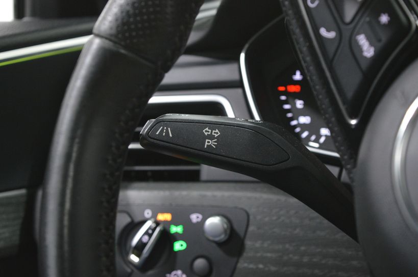 AUDI A4 2016 - Photo n°42
