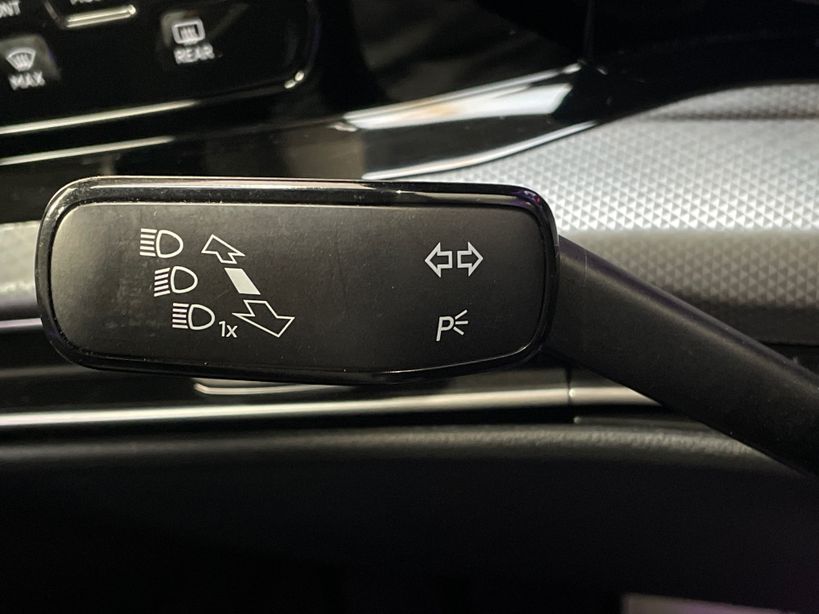 VOLKSWAGEN GOLF 2023 - Photo n°29