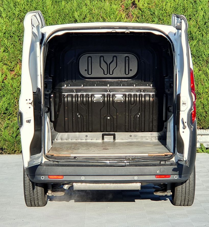 OPEL COMBO CARGO 2018 - Photo n°13