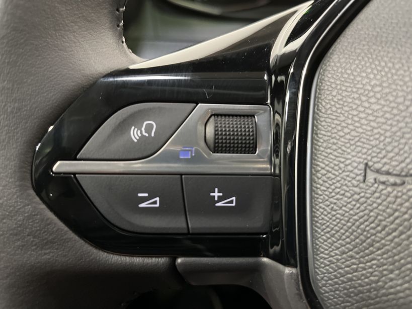 PEUGEOT 208 2023 - Photo n°24