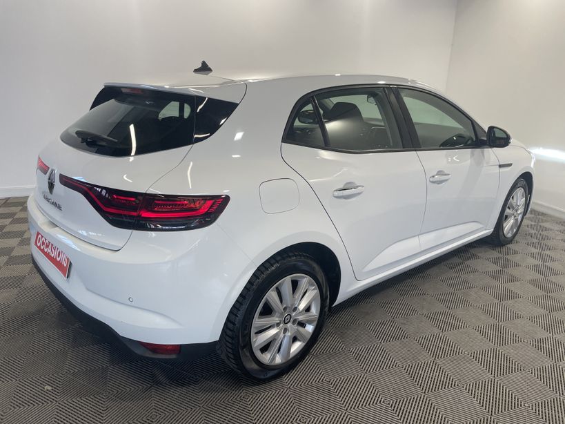 RENAULT MEGANE IV BERLINE 2022 - Photo n°5