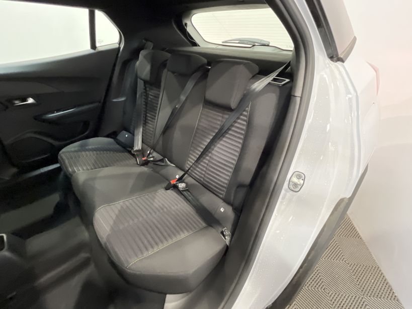 PEUGEOT 2008 2024 - Photo n°10