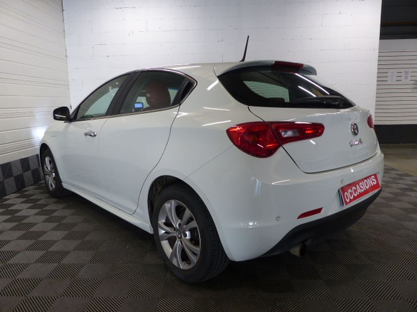 ALFA ROMEO GIULIETTA 2013 - Photo n°5