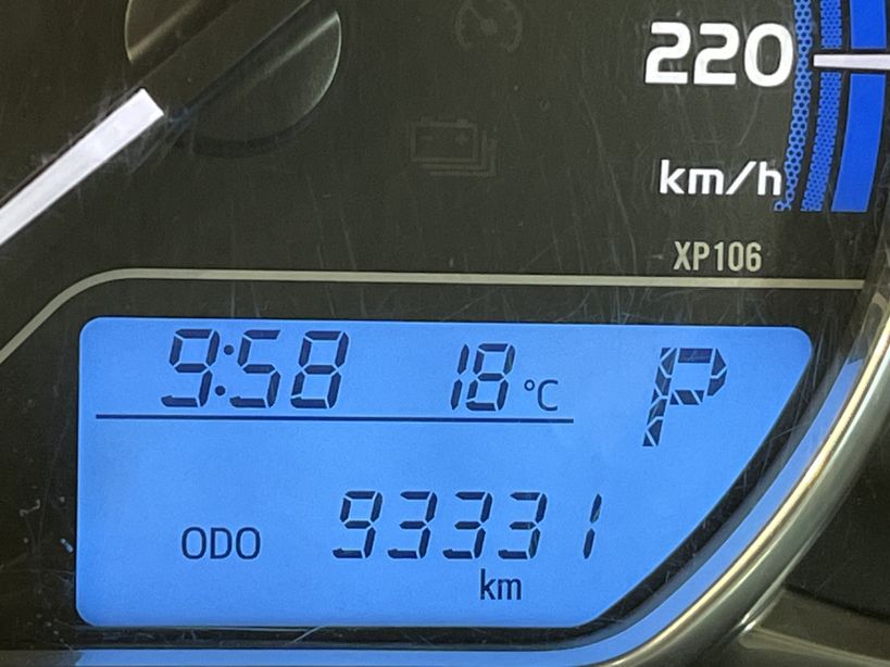 TOYOTA YARIS HYBRIDE 2015 - Photo n°45