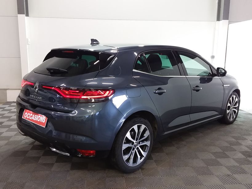 RENAULT MEGANE IV BERLINE 2021 - Photo n°4