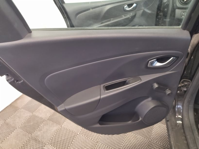 RENAULT CLIO IV ESTATE BUSINESS 2017 - Photo n°18