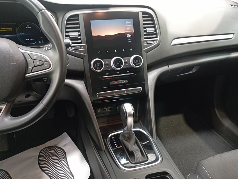 RENAULT MEGANE IV ESTATE 2021 - Photo n°15