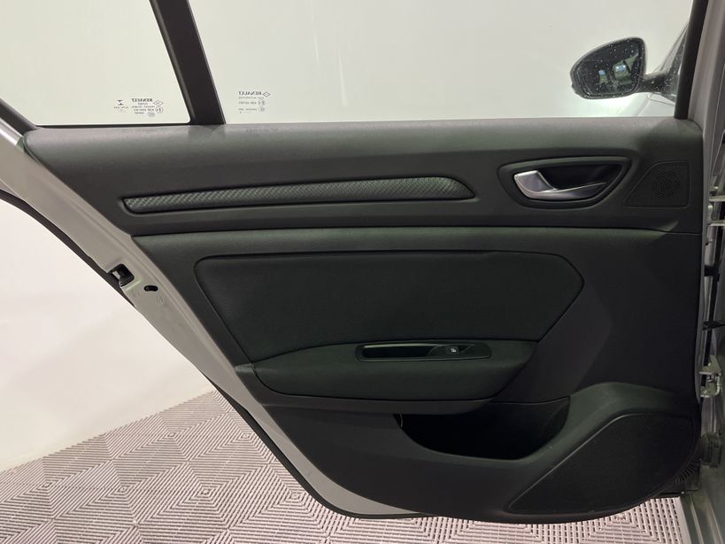 RENAULT MEGANE IV ESTATE 2019 - Photo n°37