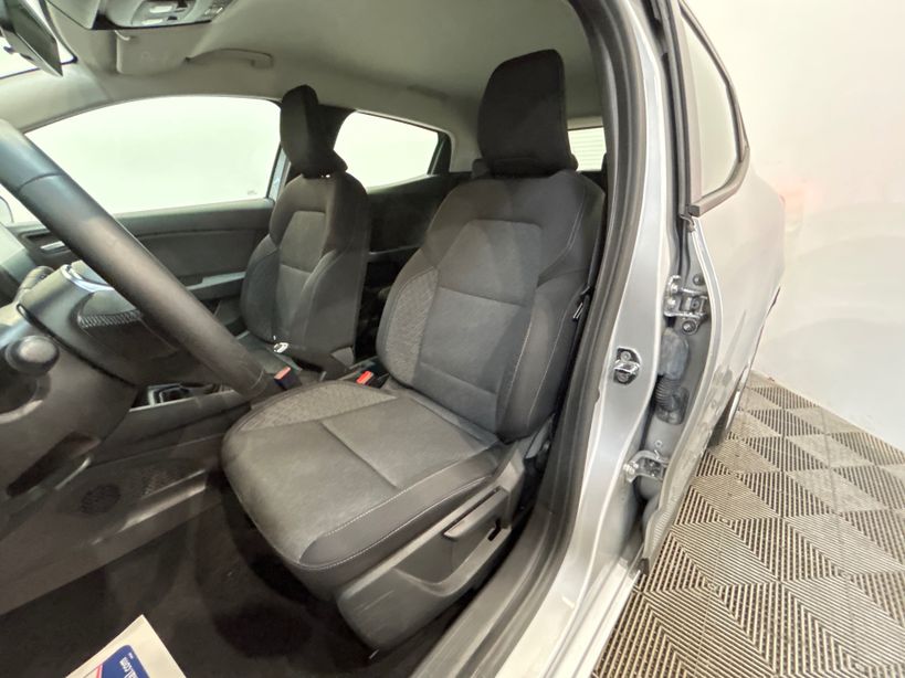 RENAULT CLIO V 2021 - Photo n°9
