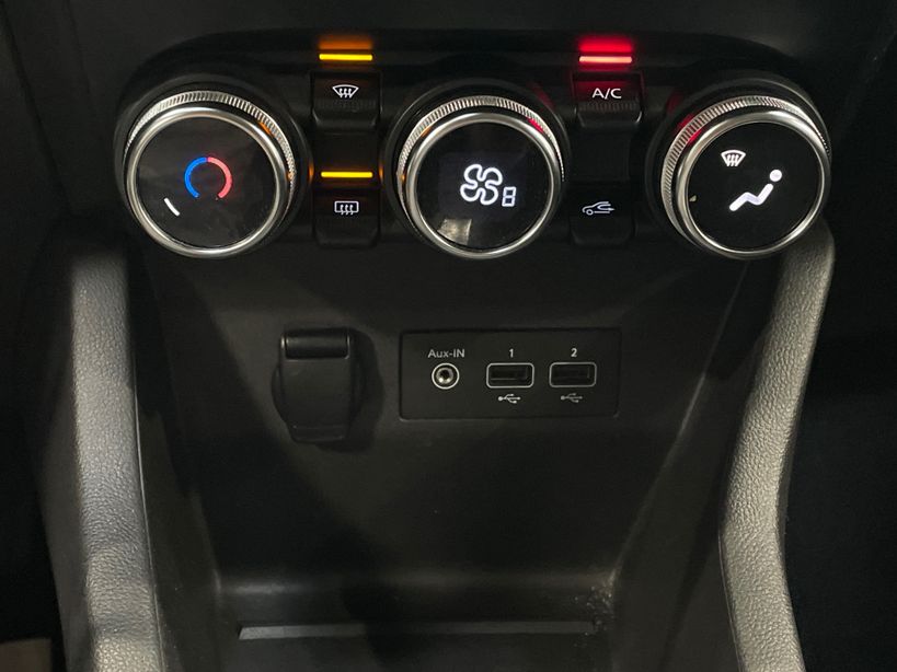 RENAULT CLIO V 2021 - Photo n°17