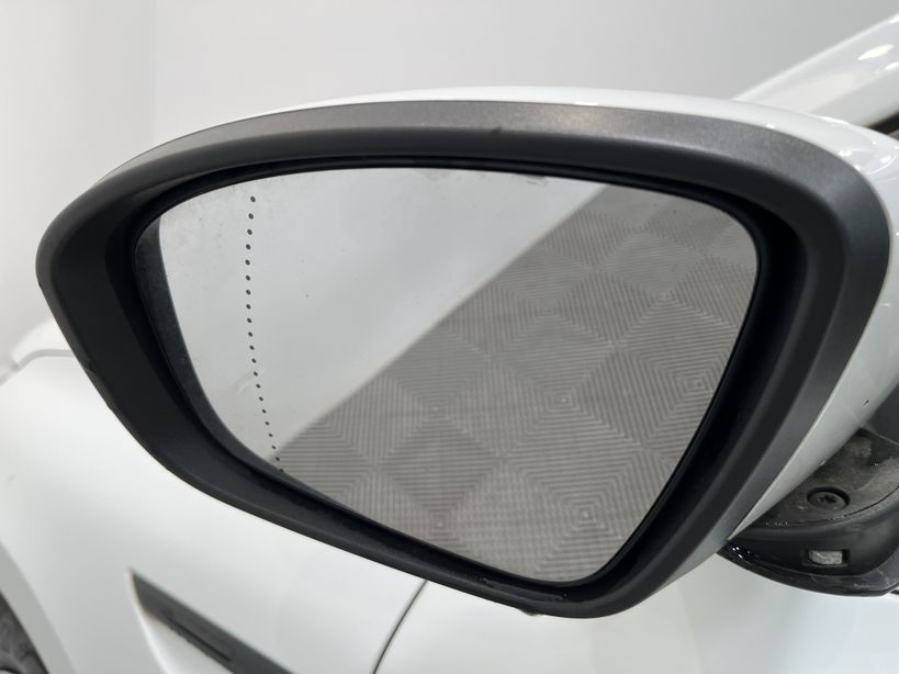 RENAULT MEGANE IV ESTATE 2017 - Photo n°44