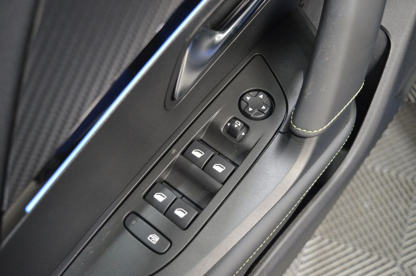 PEUGEOT 2008 2021 - Photo n°33