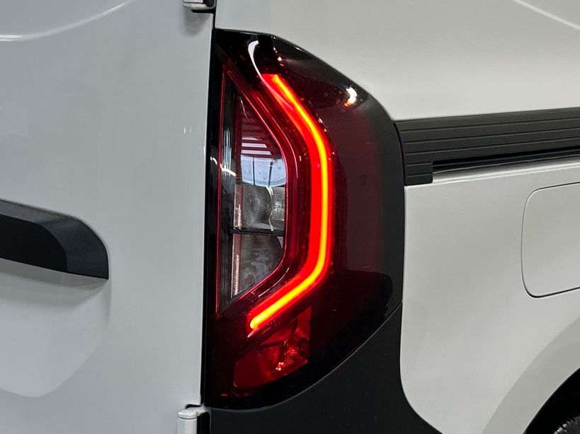 RENAULT KANGOO VAN 2025 - Photo n°8