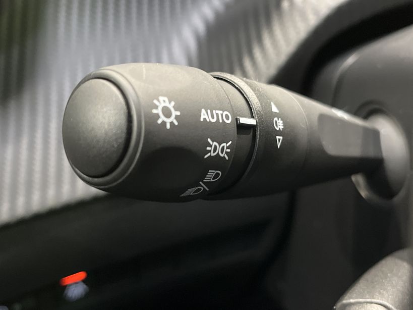 PEUGEOT 208 2023 - Photo n°26