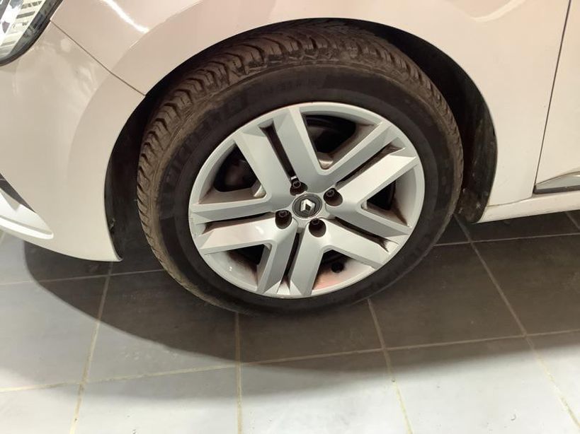 RENAULT CLIO V 2020 - Photo n°5