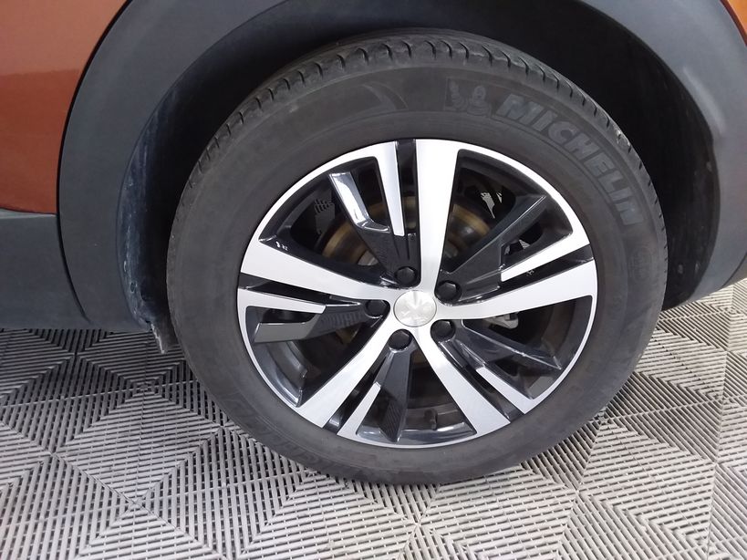 PEUGEOT 3008 2019 - Photo n°16