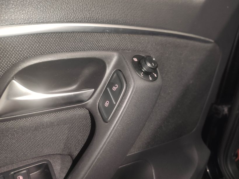 Volkswagen POLO 2017 - Photo n°18