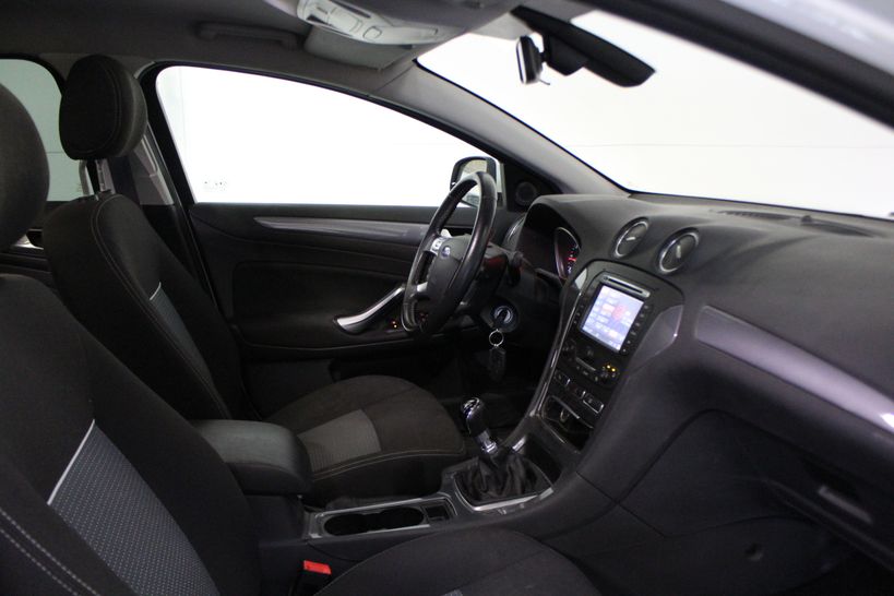 FORD MONDEO 2014 - Photo n°11