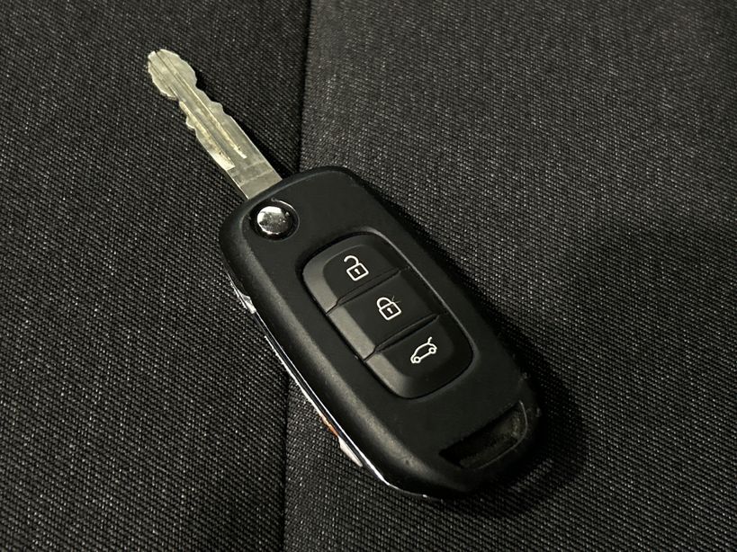 RENAULT CLIO V 2023 - Photo n°38