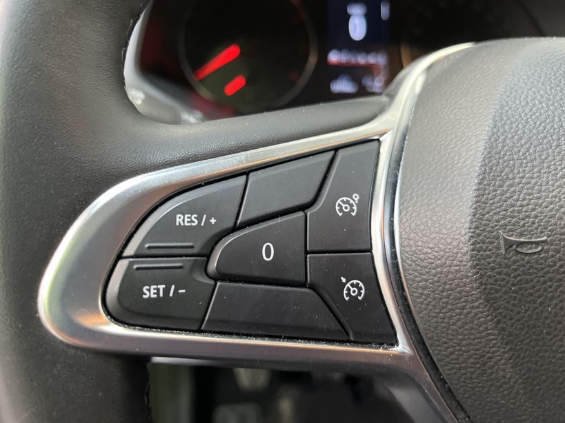 RENAULT CAPTUR 2021 - Photo n°25
