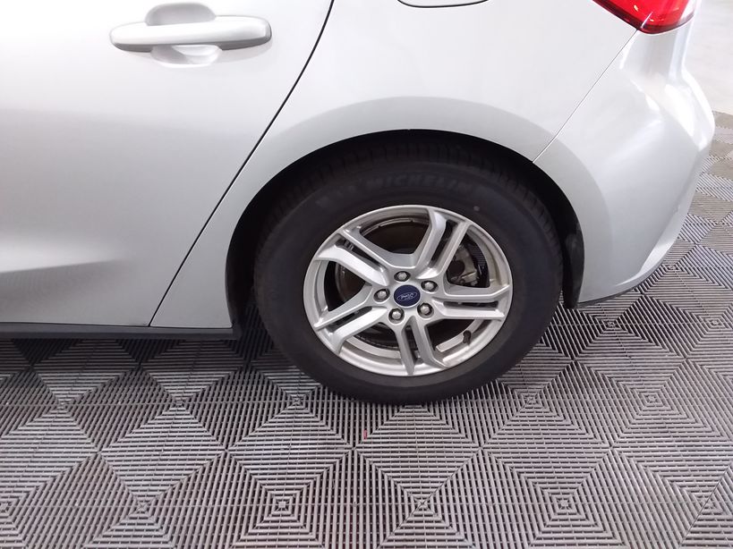 FORD FOCUS 2019 - Photo n°17
