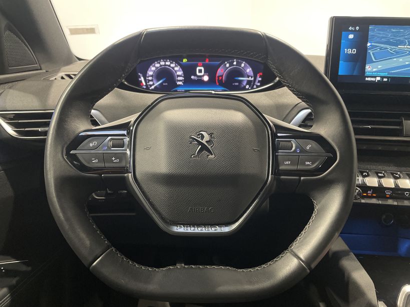 PEUGEOT 5008 2023 - Photo n°12