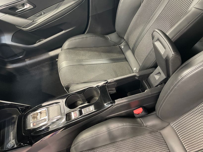 PEUGEOT 208 2023 - Photo n°20