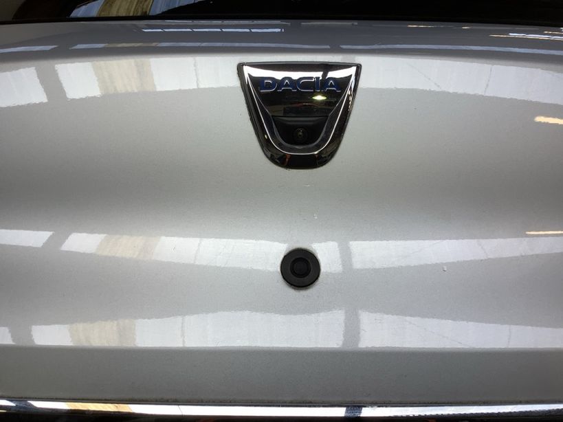 DACIA SPRING 2022 - Photo n°2