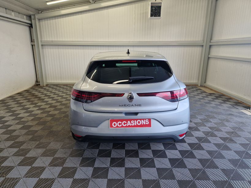 RENAULT MEGANE IV BERLINE 2023 - Photo n°5