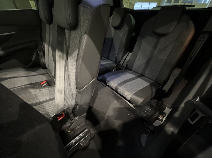 PEUGEOT 5008 BUSINESS 2019 - Photo n°9
