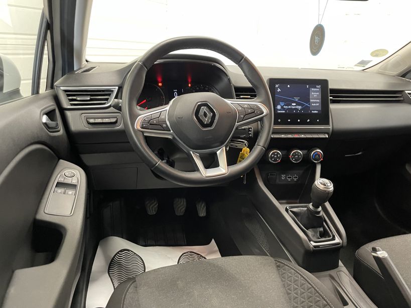 RENAULT CLIO V 2021 - Photo n°13