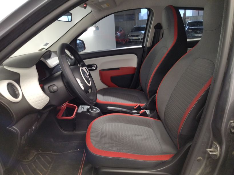 RENAULT TWINGO III 2016 - Photo n°11
