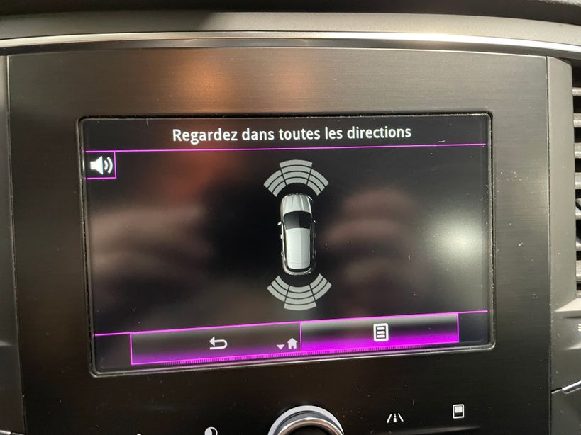 RENAULT MEGANE IV BERLINE BUSINESS 2020 - Photo n°19