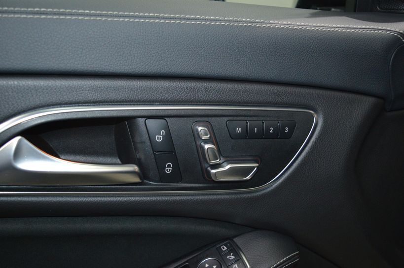 MERCEDES CLASSE CLA SHOOTING BRAKE 2017 - Photo n°33