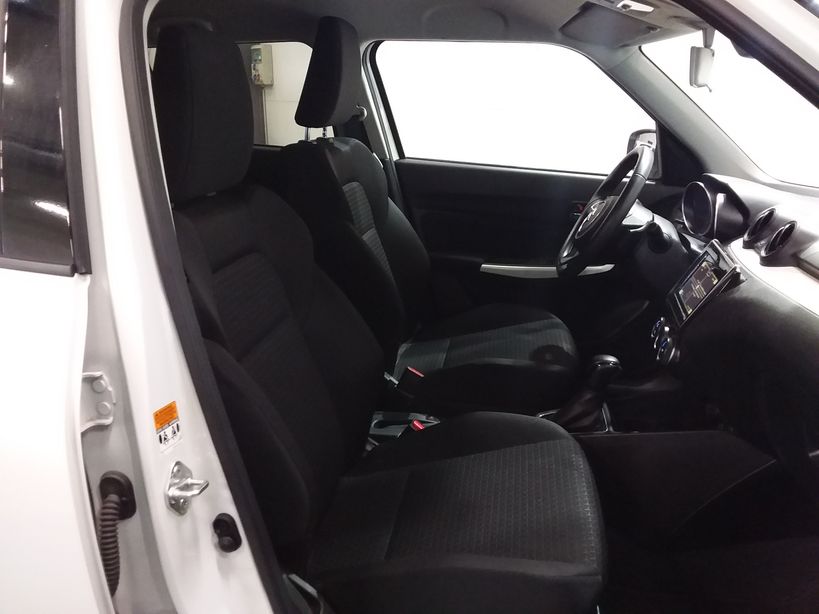 SUZUKI SWIFT 2019 - Photo n°7
