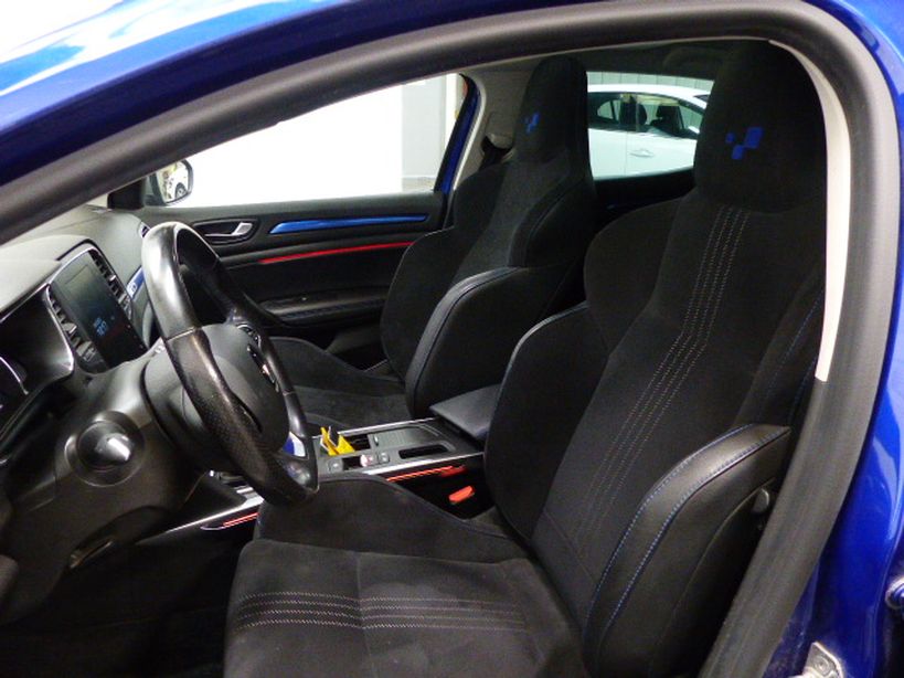 RENAULT MEGANE IV BERLINE 2019 - Photo n°7