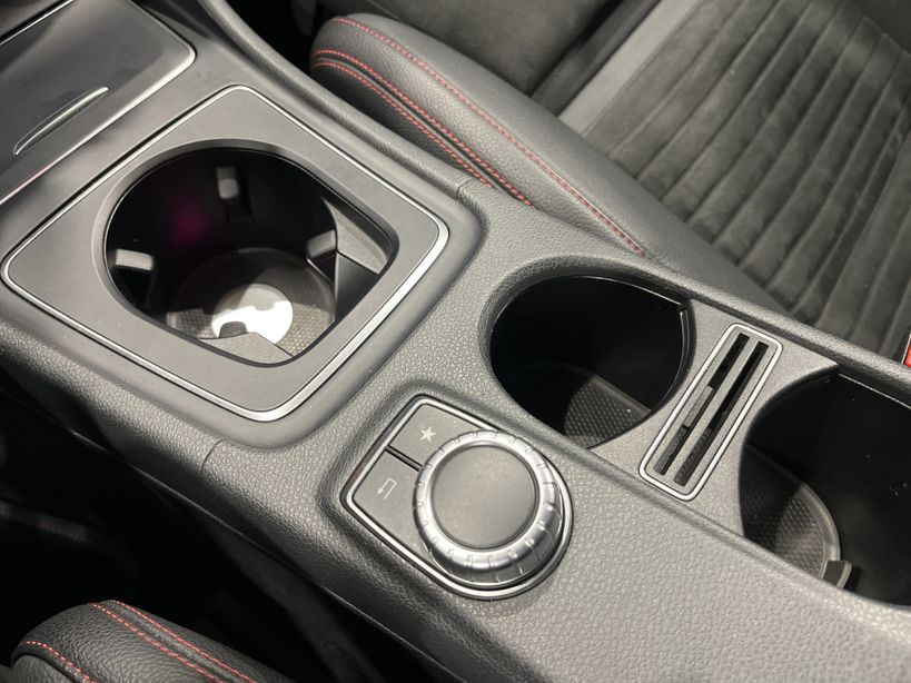 MERCEDES CLASSE CLA SHOOTING BRAKE 2017 - Photo n°18