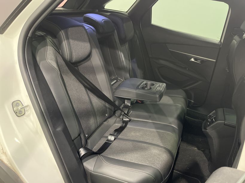 PEUGEOT 3008 2019 - Photo n°43