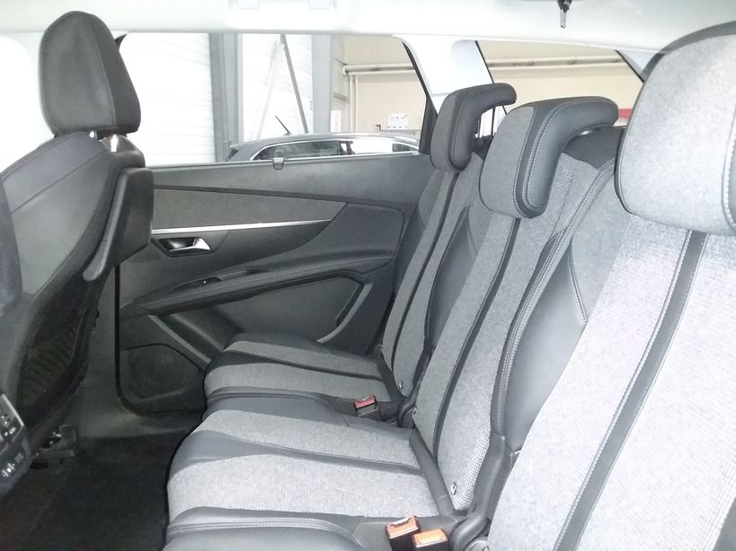 PEUGEOT 5008 2019 - Photo n°12