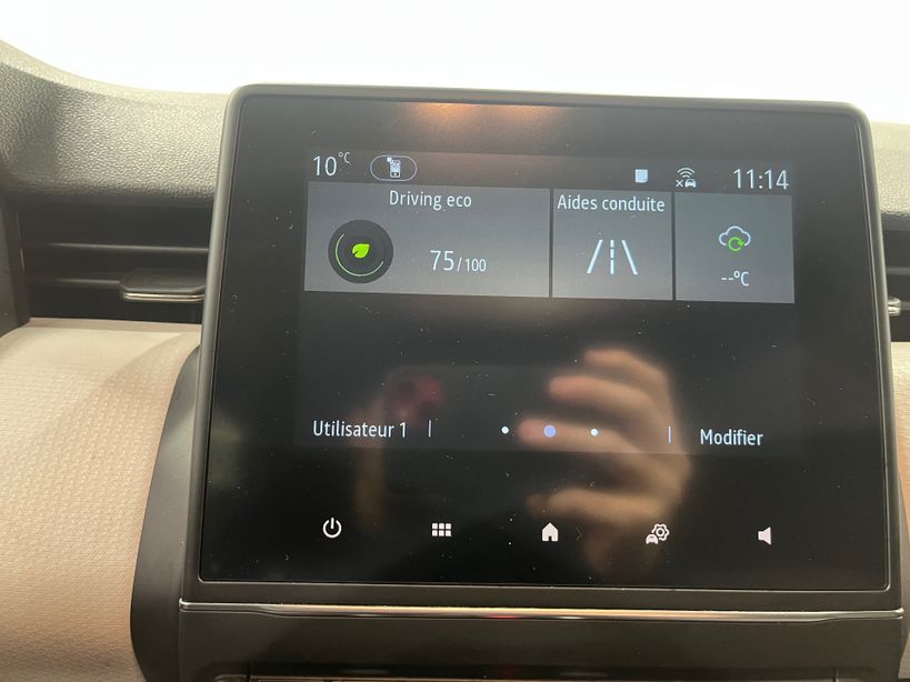 RENAULT CLIO V 2023 - Photo n°18