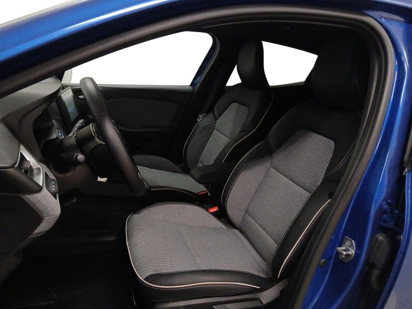 RENAULT CLIO V 2025 - Photo n°10