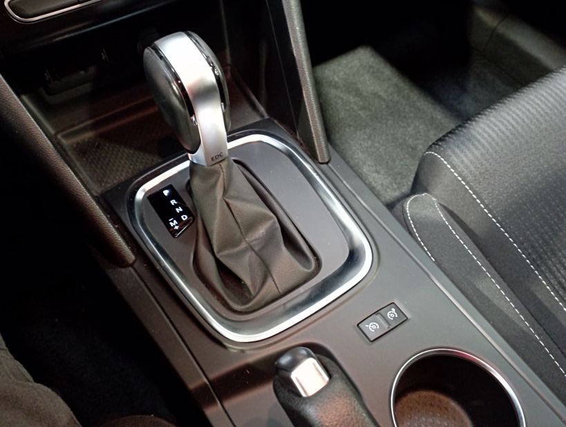 RENAULT MEGANE IV BERLINE BUSINESS 2019 - Photo n°23