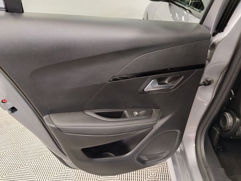 PEUGEOT 208 2023 - Photo n°33