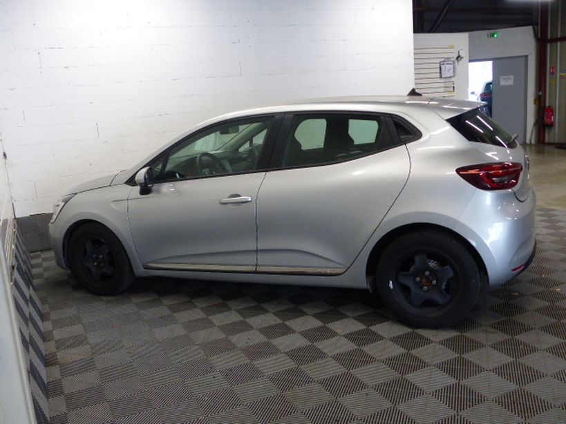 RENAULT CLIO V 2021 - Photo n°31