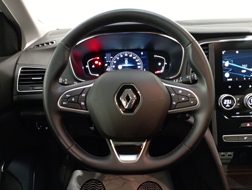 RENAULT MEGANE IV BERLINE 2021 - Photo n°14